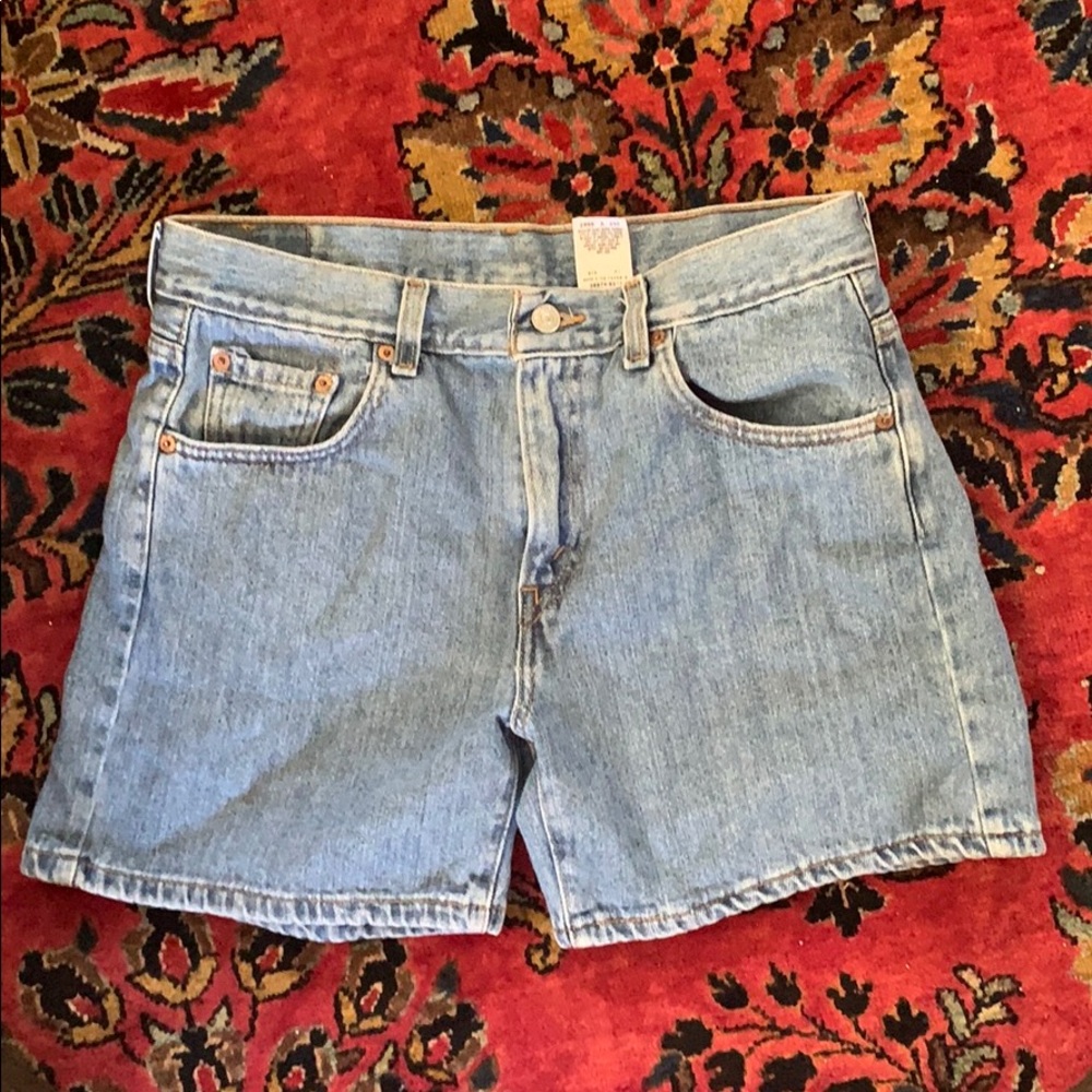 Vintage Levi High Waist Shorts. Tagged size 10 MIS - Picture 3 of 4